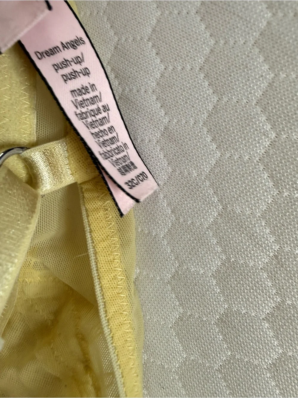 Victoria's Secret Yellow Lace Push-Up Bra